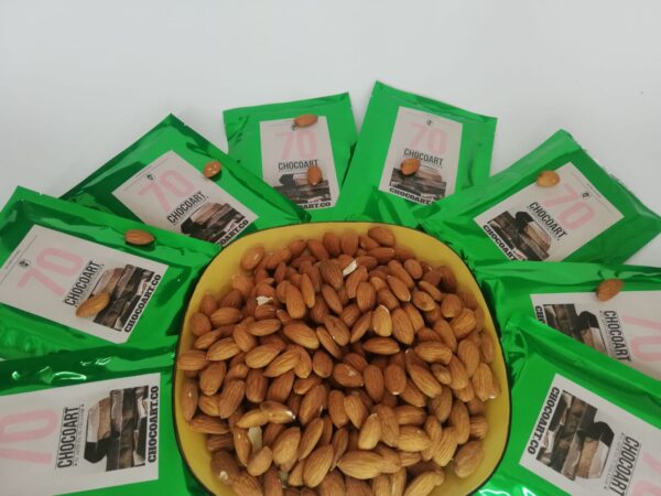 Chocolatina Amarga al 70% con Almendra